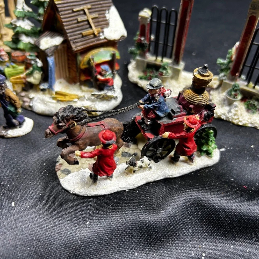 Cobblestone Corners 2004 Windham Heights Christmas Village Set 6pc Gazebo Gate